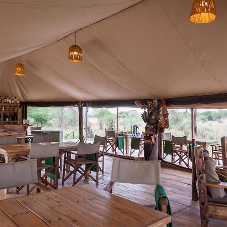 Baobab Tented Camp Kwa Kuchinia 외부 사진