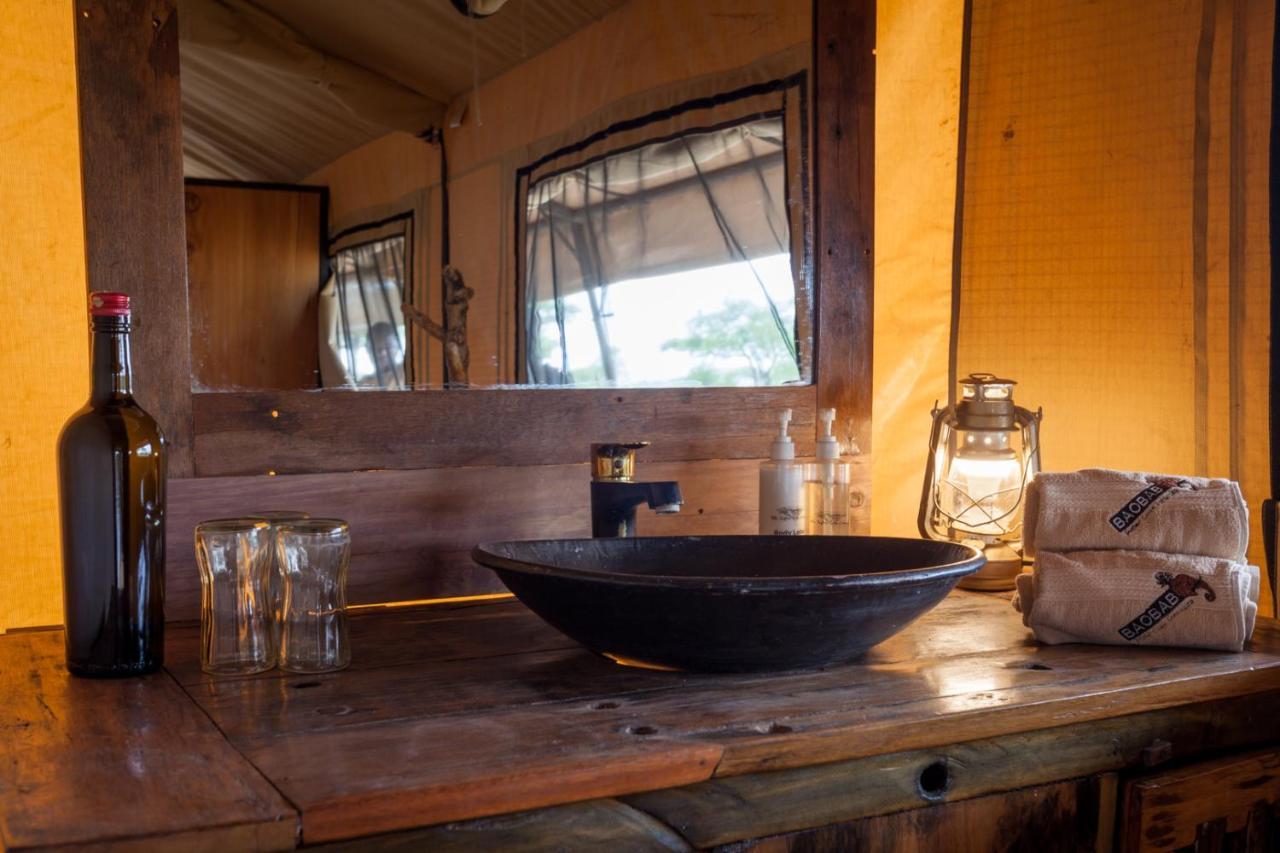 Baobab Tented Camp Kwa Kuchinia 외부 사진