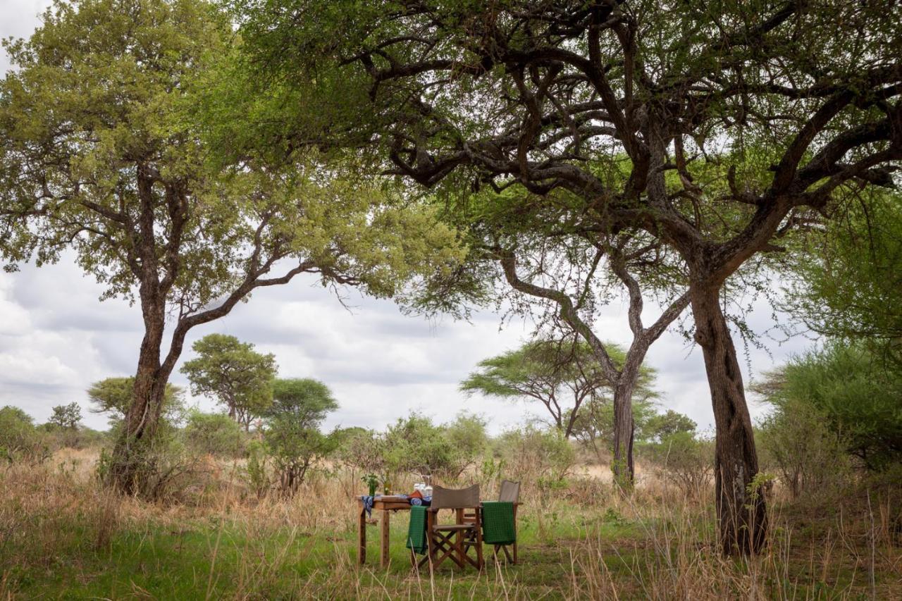 Baobab Tented Camp Kwa Kuchinia 외부 사진